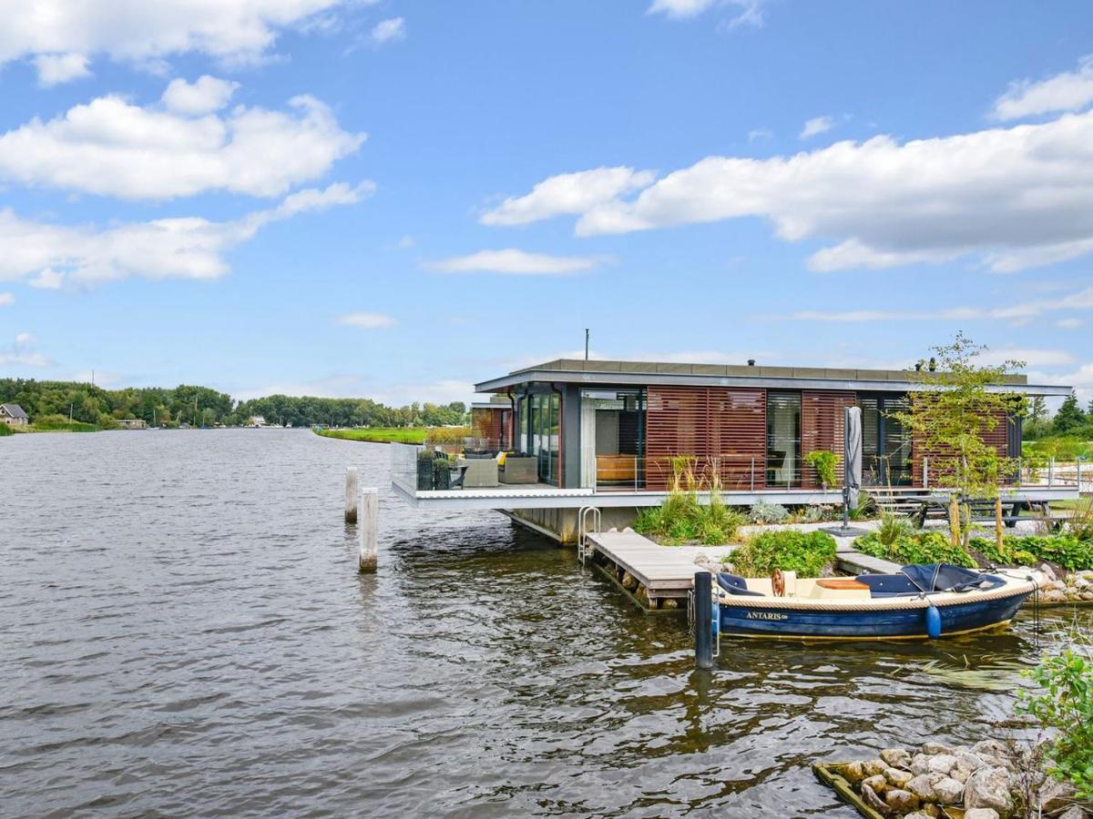 Landal Waterpark De Alde Feanen De Veenhoop Exterior foto